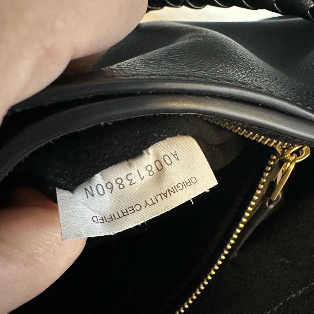 BOTTEGA VENETA 
Andiamo medium leather tote - Picture 9 of 9